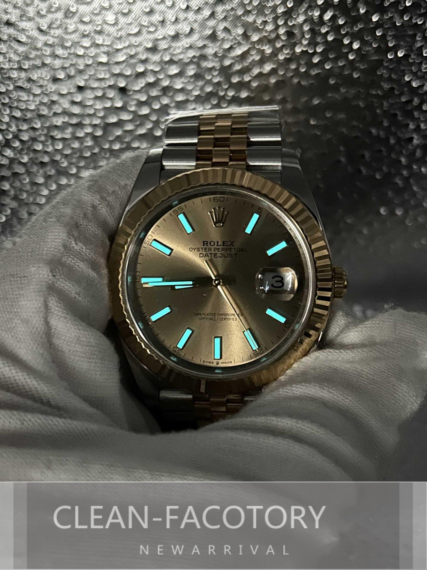 Datejust 41mm 126333 Jubilee Two-Tone Yellow Gold Dial Fluted Bezel 18K Gold Clean Factory