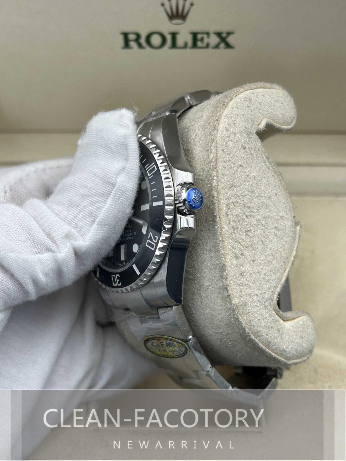 Submariner 114060 No Date 40mm Black Ceramic Bezel Clean Factory