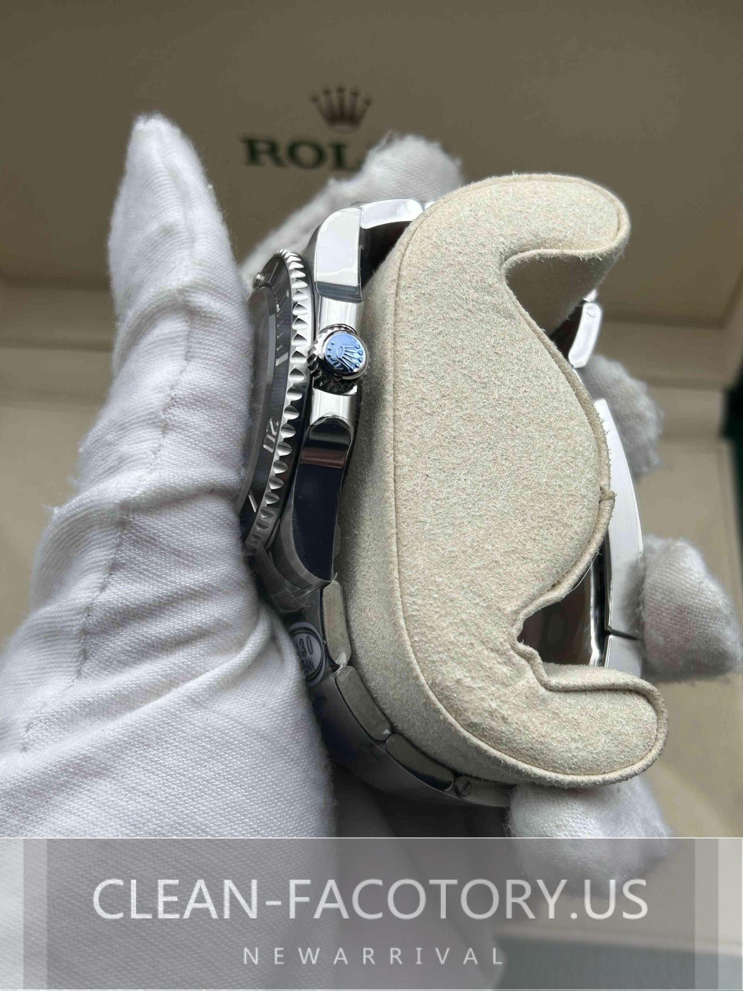 Submariner 114060 No Date 40mm Black Ceramic Bezel Clean Factory