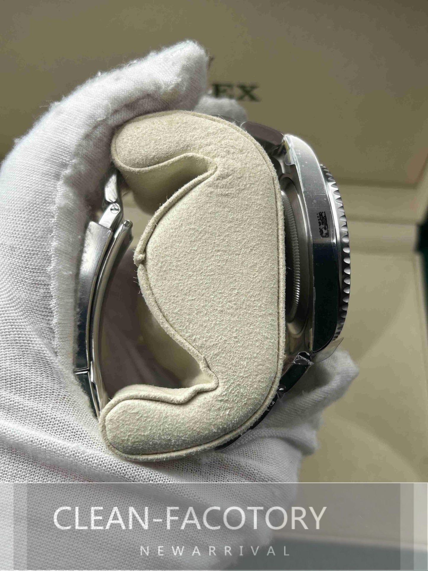 Submariner 114060 No Date 40mm Black Ceramic Bezel Clean Factory