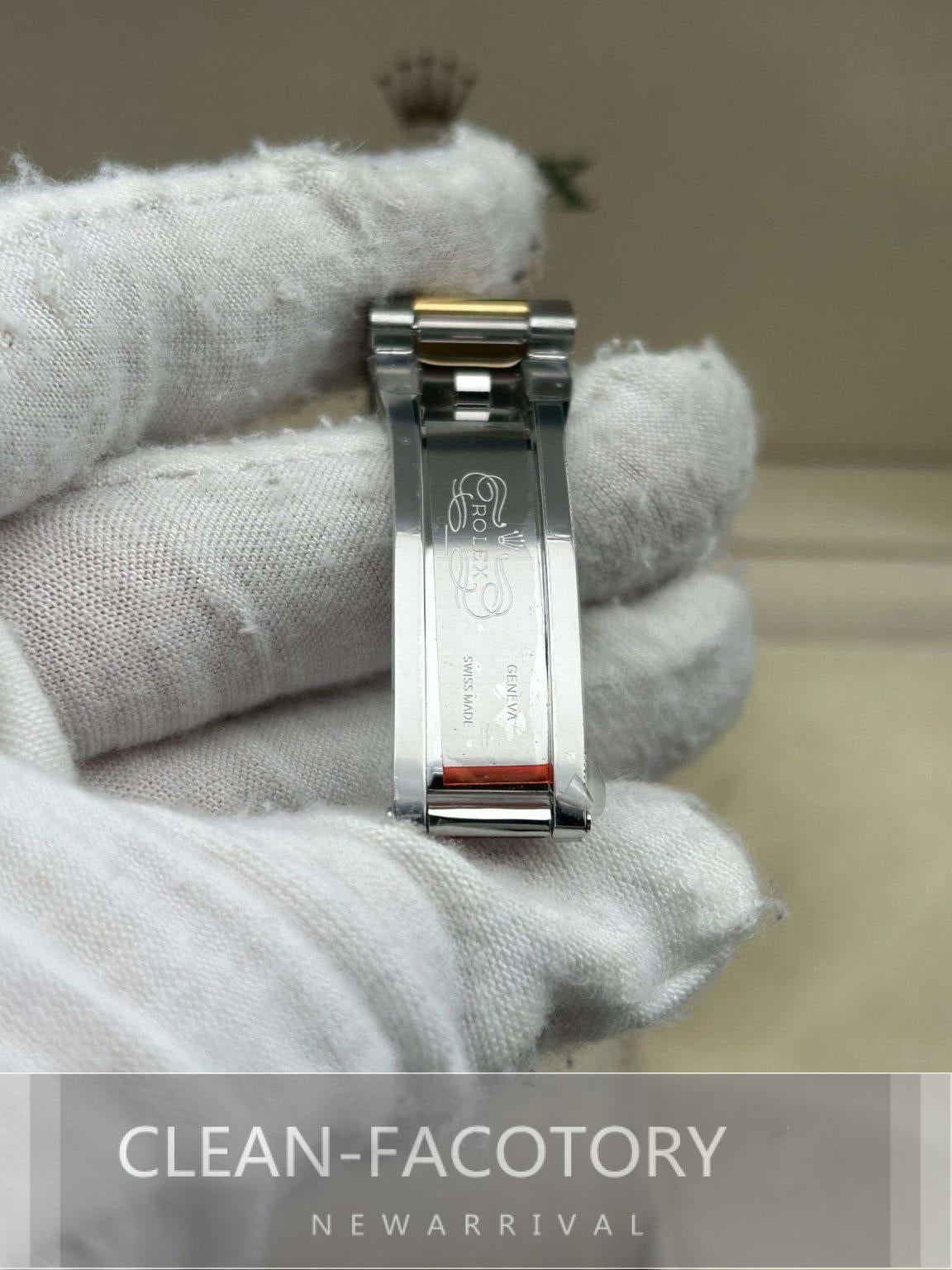 Datejust 41mm 126303 Oyster Two-Tone Yellow Gold Black Dial Gold Wrapped Clean Factory