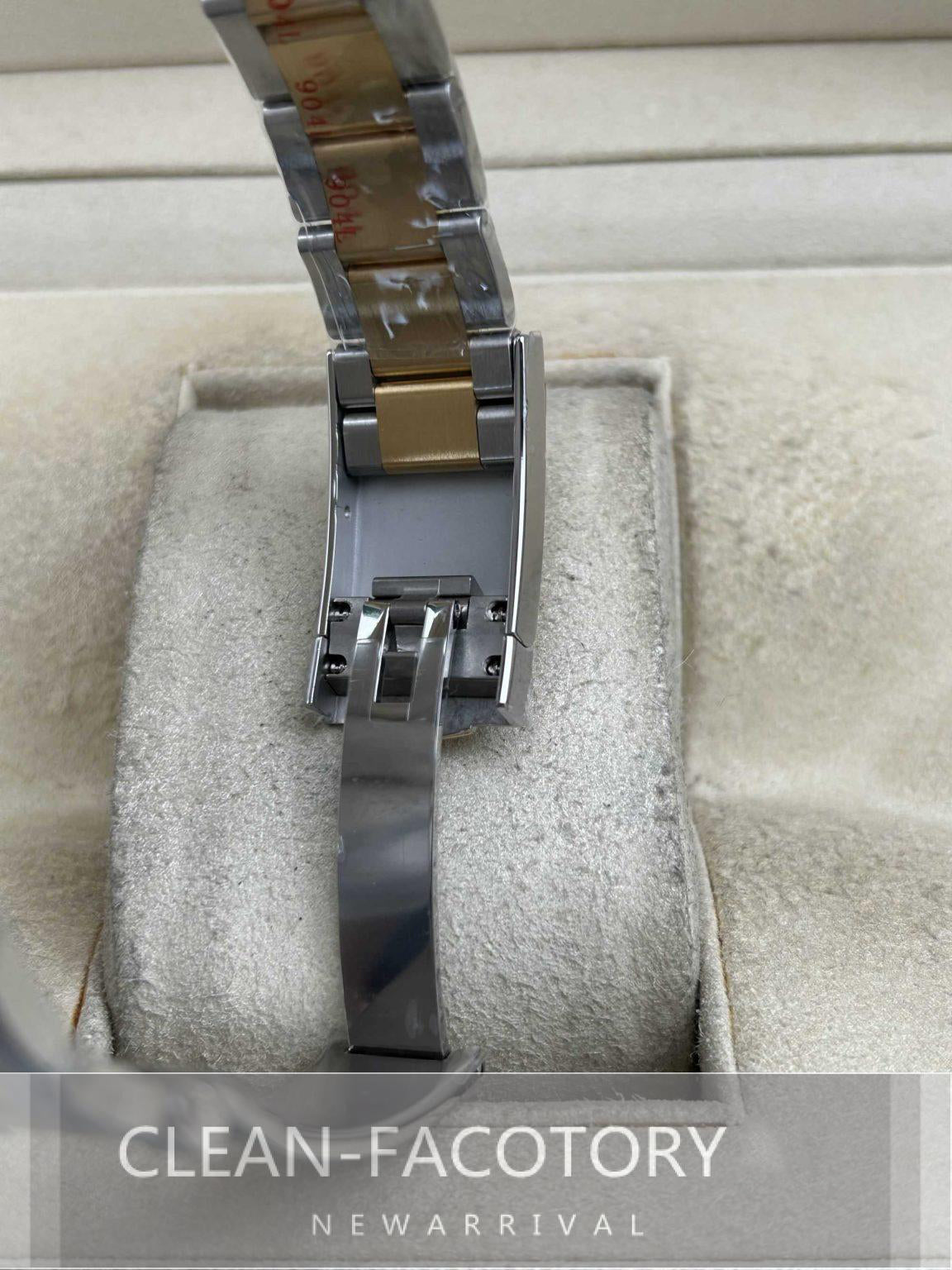 Datejust 41mm 126303 Oyster Two-Tone Yellow Gold Black Dial Gold Wrapped Clean Factory