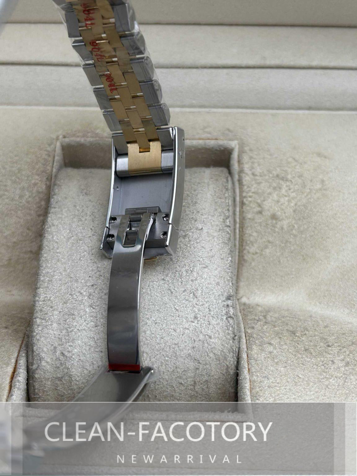 Datejust 41mm 126333 Jubilee Two-Tone Black Dial Yellow Gold Fluted Bezel Clean Factory