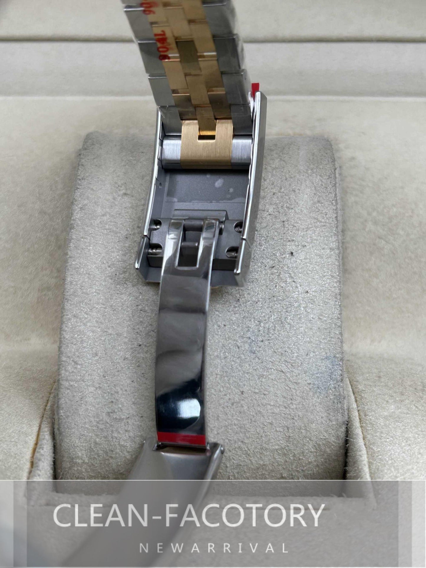 Datejust 41mm 126333 Jubilee Two-Tone Yellow Gold Dial Fluted Bezel 18K Gold Clean Factory