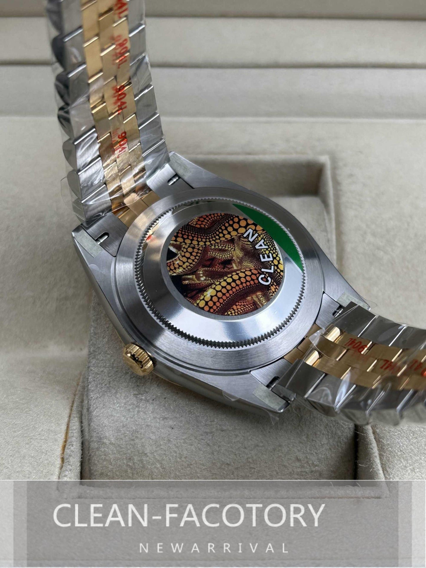 Datejust 41mm 126333 Jubilee Two-Tone Yellow Gold Dial Fluted Bezel 18K Gold Clean Factory