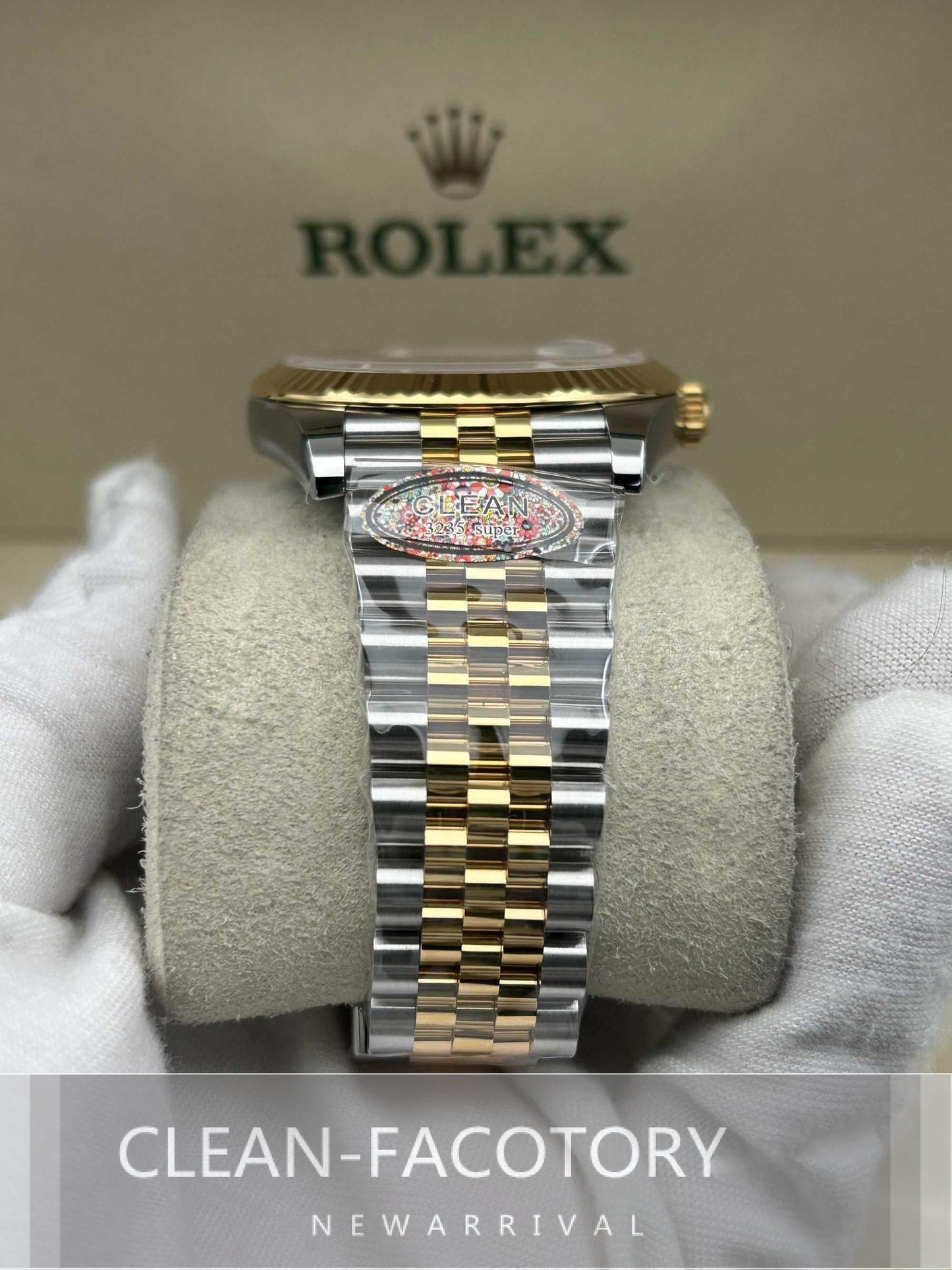 Datejust 41mm 126333 Jubilee Two-Tone Yellow Gold Dial Fluted Bezel 18K Gold Clean Factory