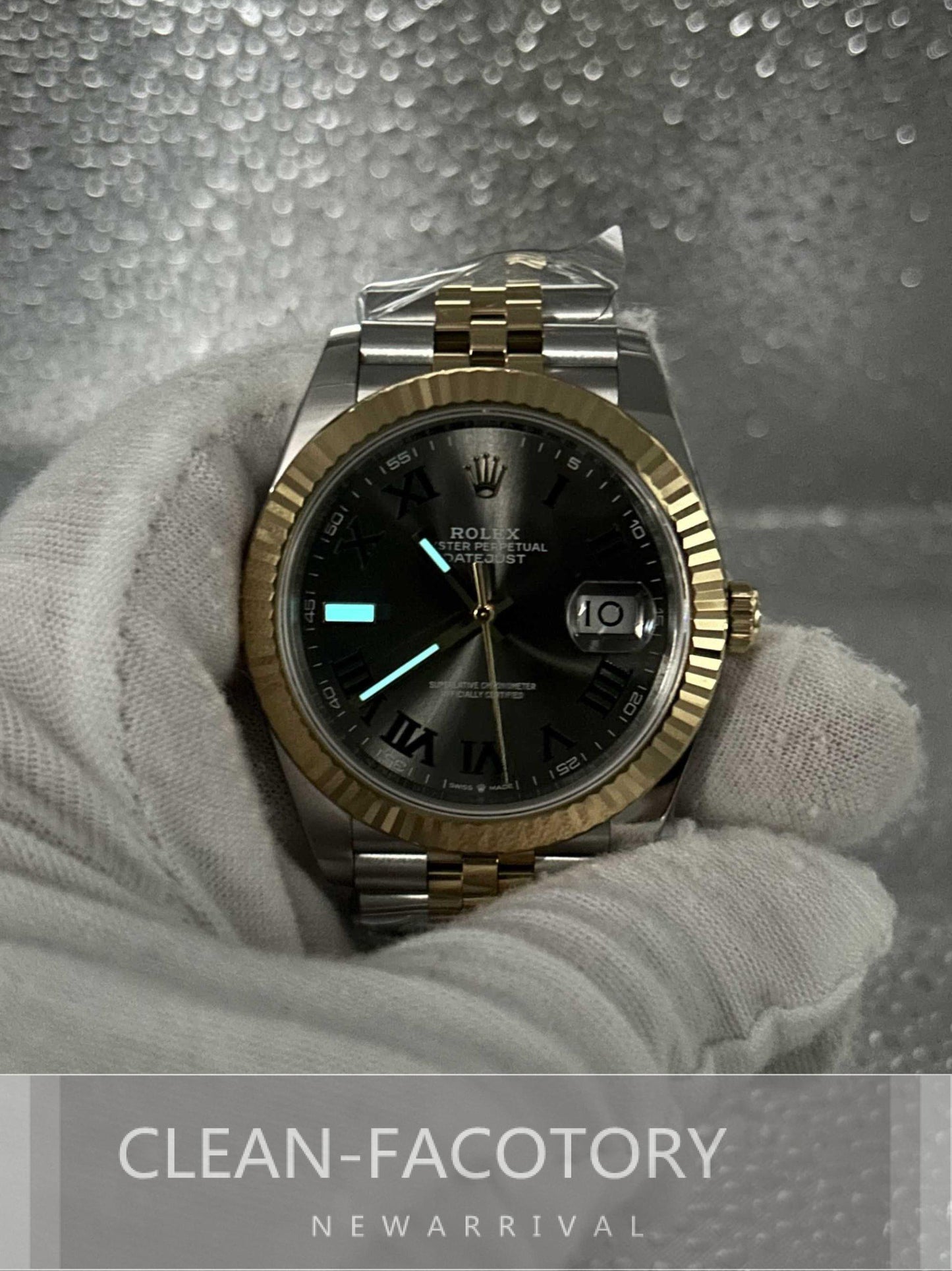 Datejust 41mm 126333 Jubilee Two-Tone “Wimbledon Dial” Yellow Gold Fluted Bezel Clean Factory