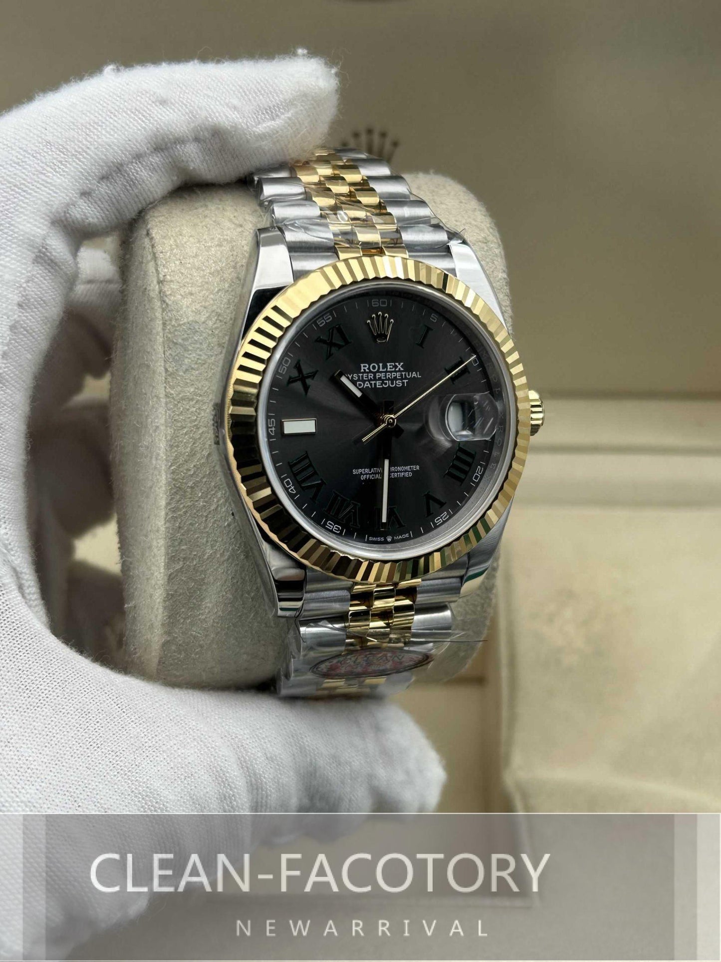 Datejust 41mm 126333 Jubilee Two-Tone “Wimbledon Dial” Yellow Gold Fluted Bezel Clean Factory