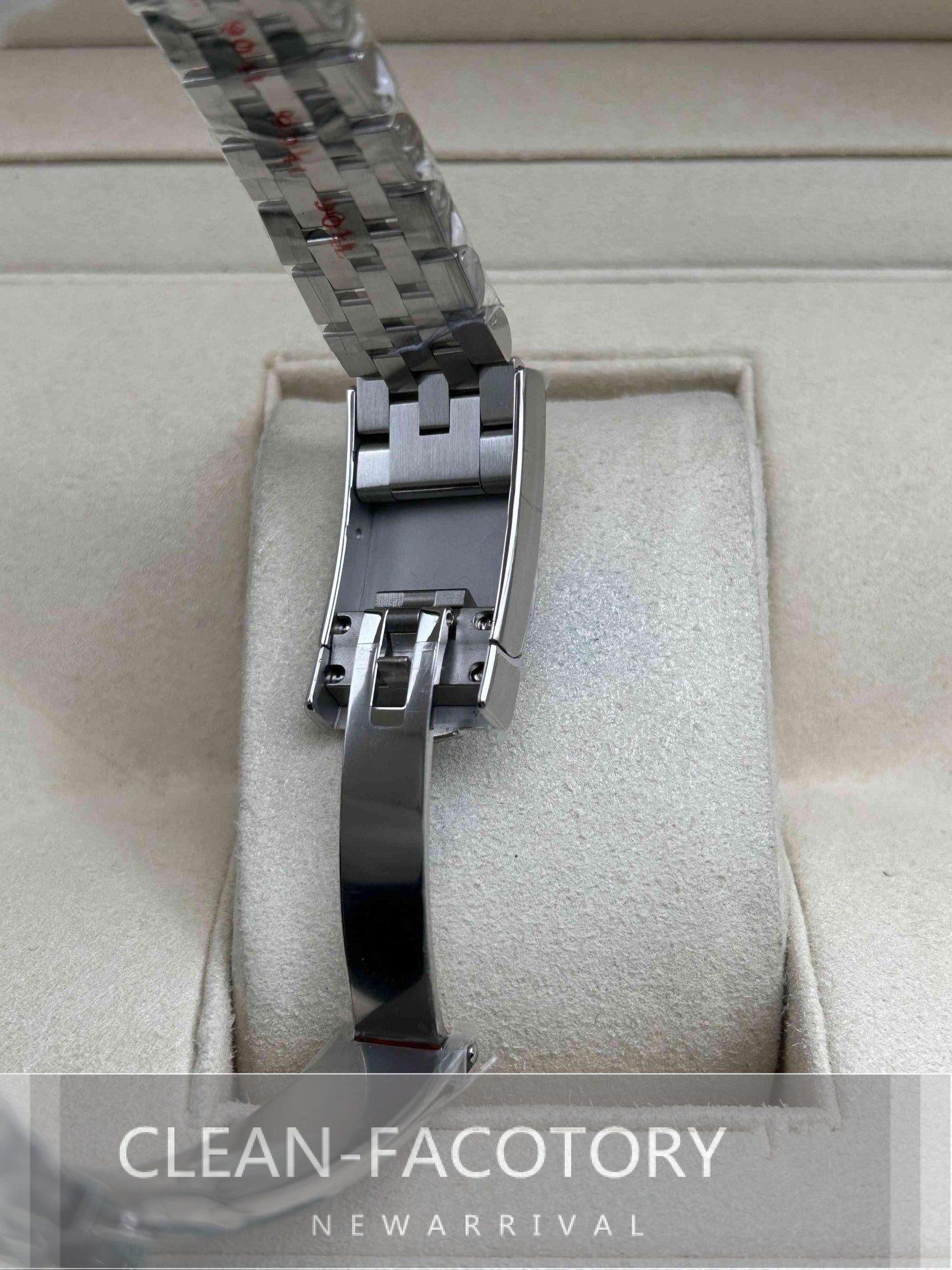 Datejust 41mm 126334 Jubilee Green Dial White Gold Fluted Bezel