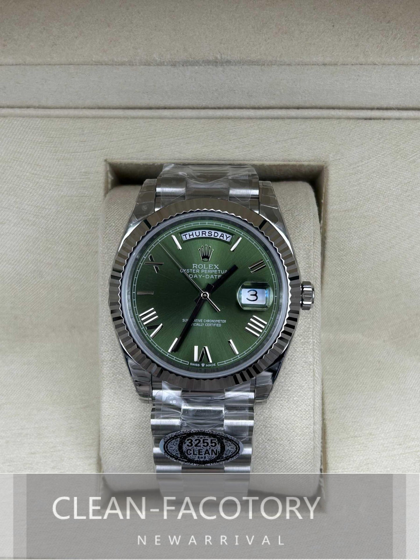 Day-Date 228239 40mm White Gold Olive Green Dial Roman Markers President Clean Factory