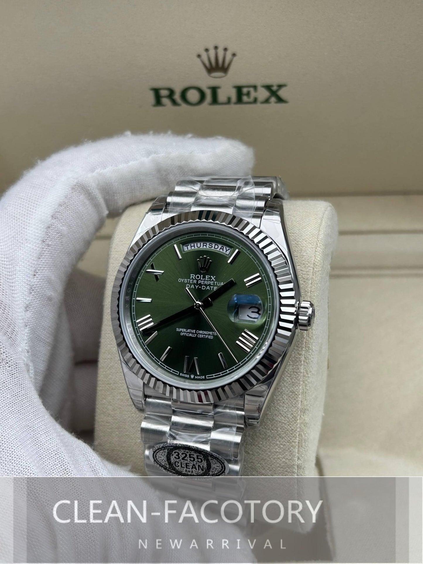 Day-Date 228239 40mm White Gold Olive Green Dial Roman Markers President Clean Factory
