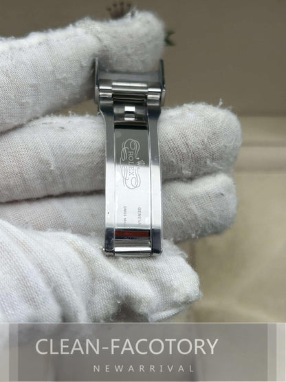 Explorer 224270 39mm Clean Factory