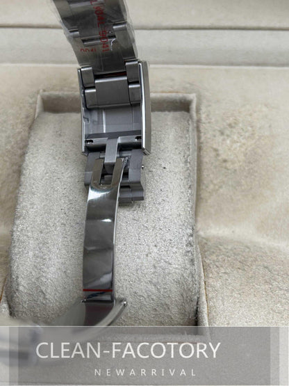 Explorer 224270 39mm Clean Factory