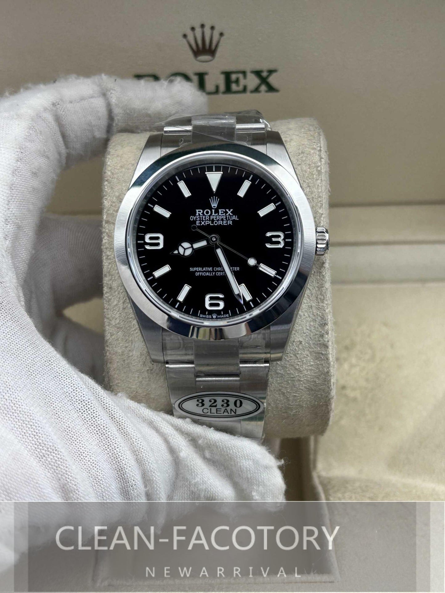 Explorer 224270 39mm Clean Factory