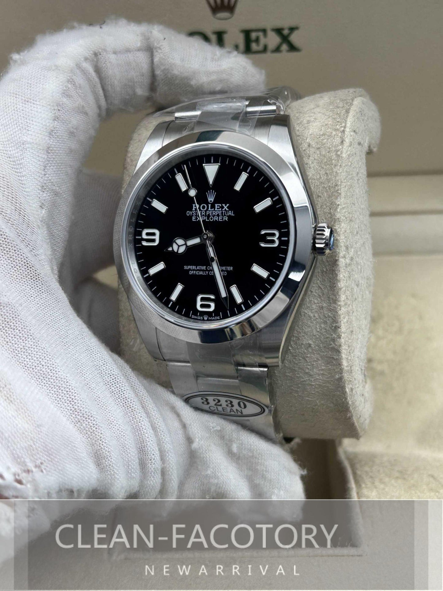 Explorer 224270 39mm Clean Factory