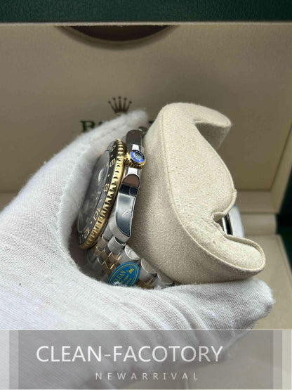 GMT-Master II 126713GRNR “Root Beer Two-Tone” Oyster 40mm Clean Factory