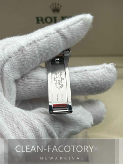 GMT-Master II 126711CHNR “Root Beer Two-Tone” Oyster 40mm Clean Factory