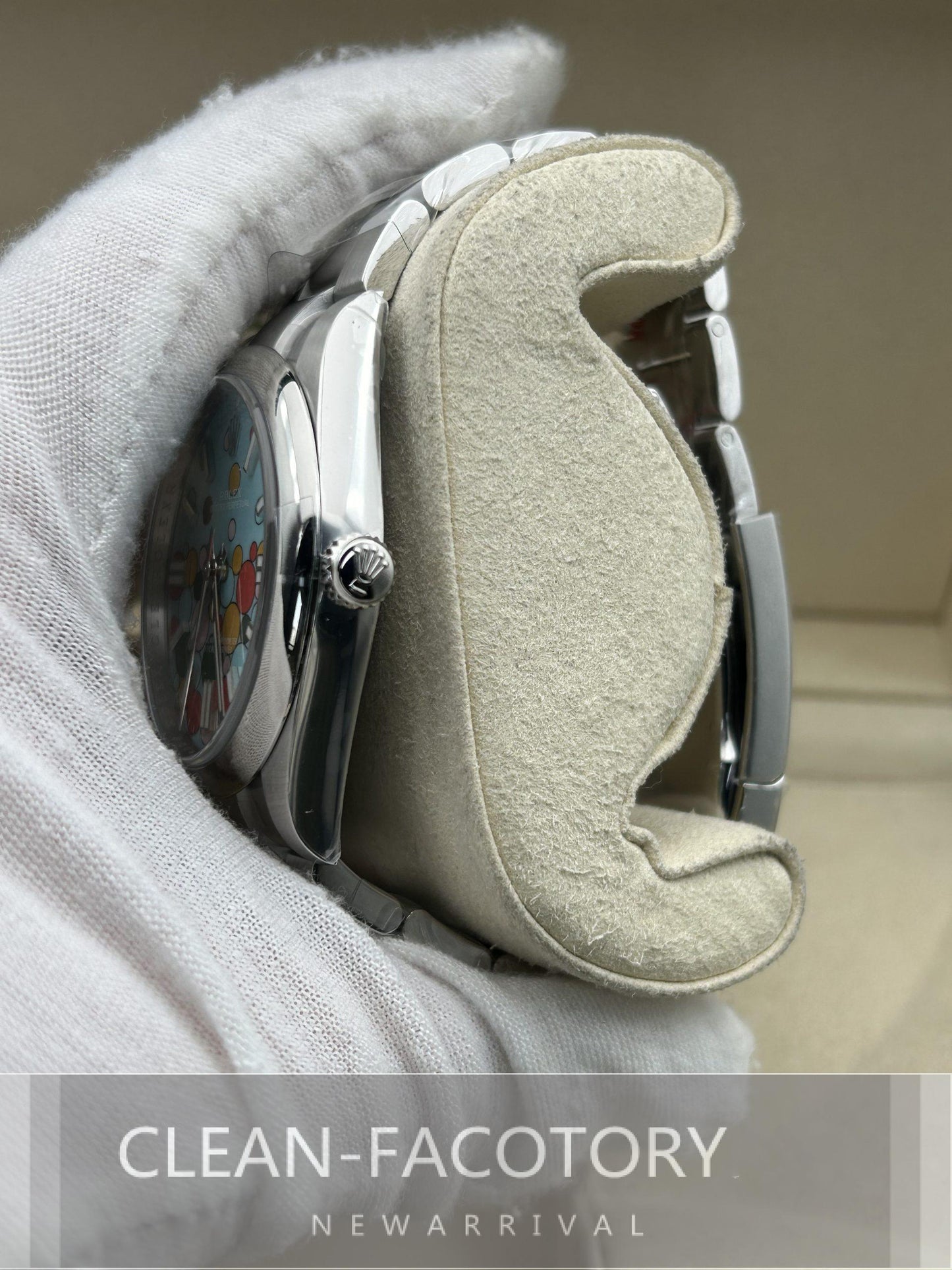 Oyster Perpetual 124300 41mm Celebration Dial Clean Factory