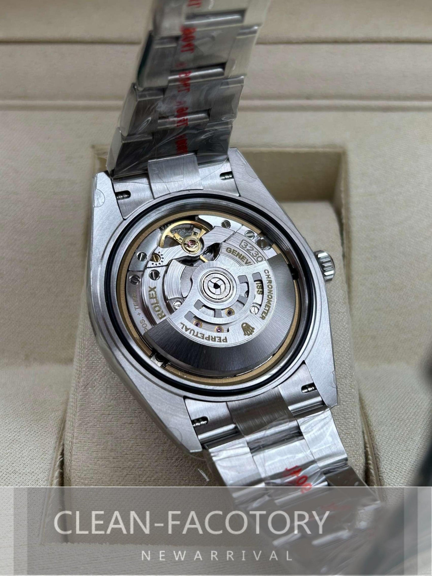 Oyster Perpetual 124300 41mm Green Dial Clean Factory