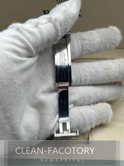 Oyster Perpetual 124300 41mm Green Dial Clean Factory