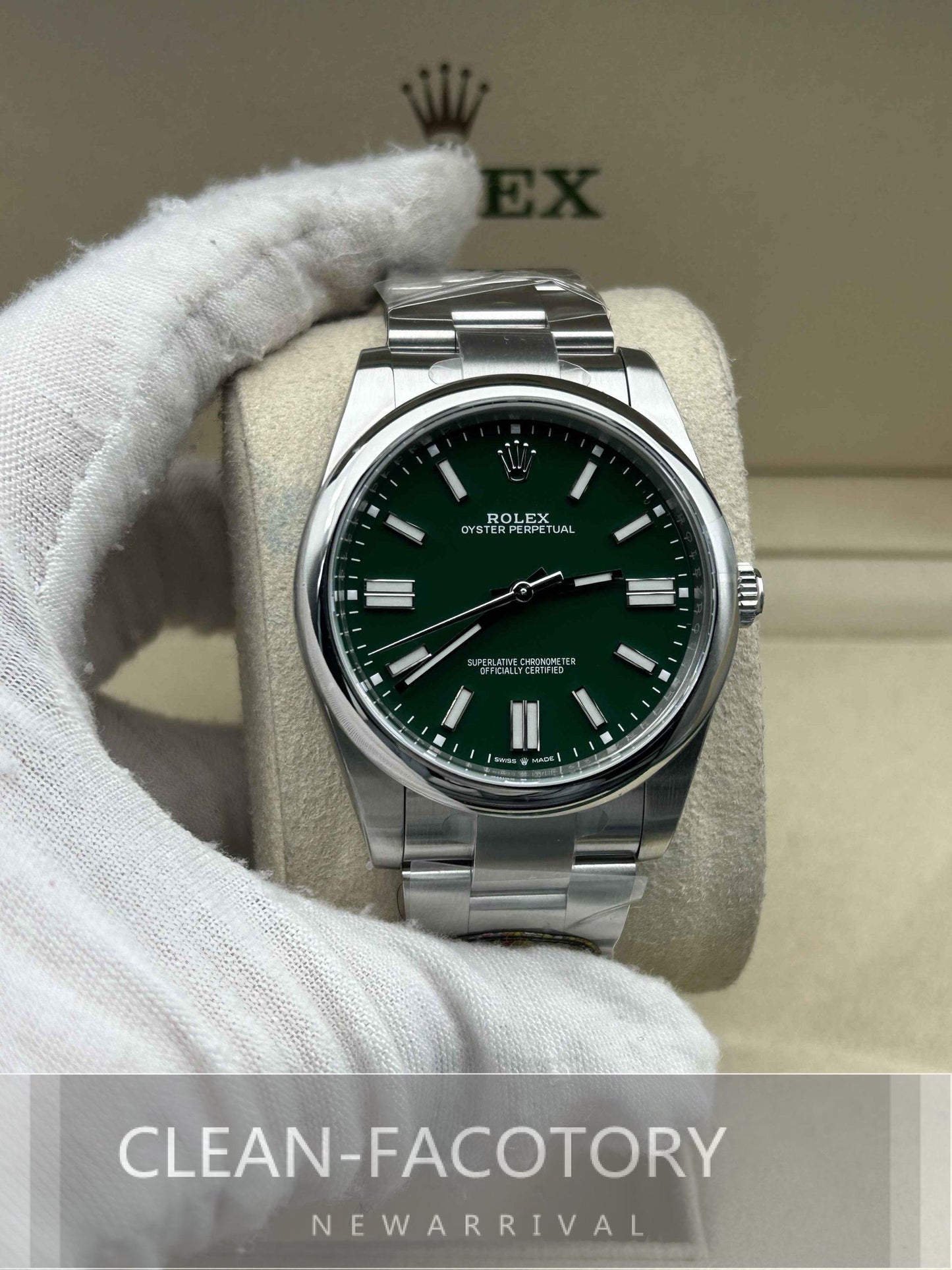 Oyster Perpetual 124300 41mm Green Dial Clean Factory