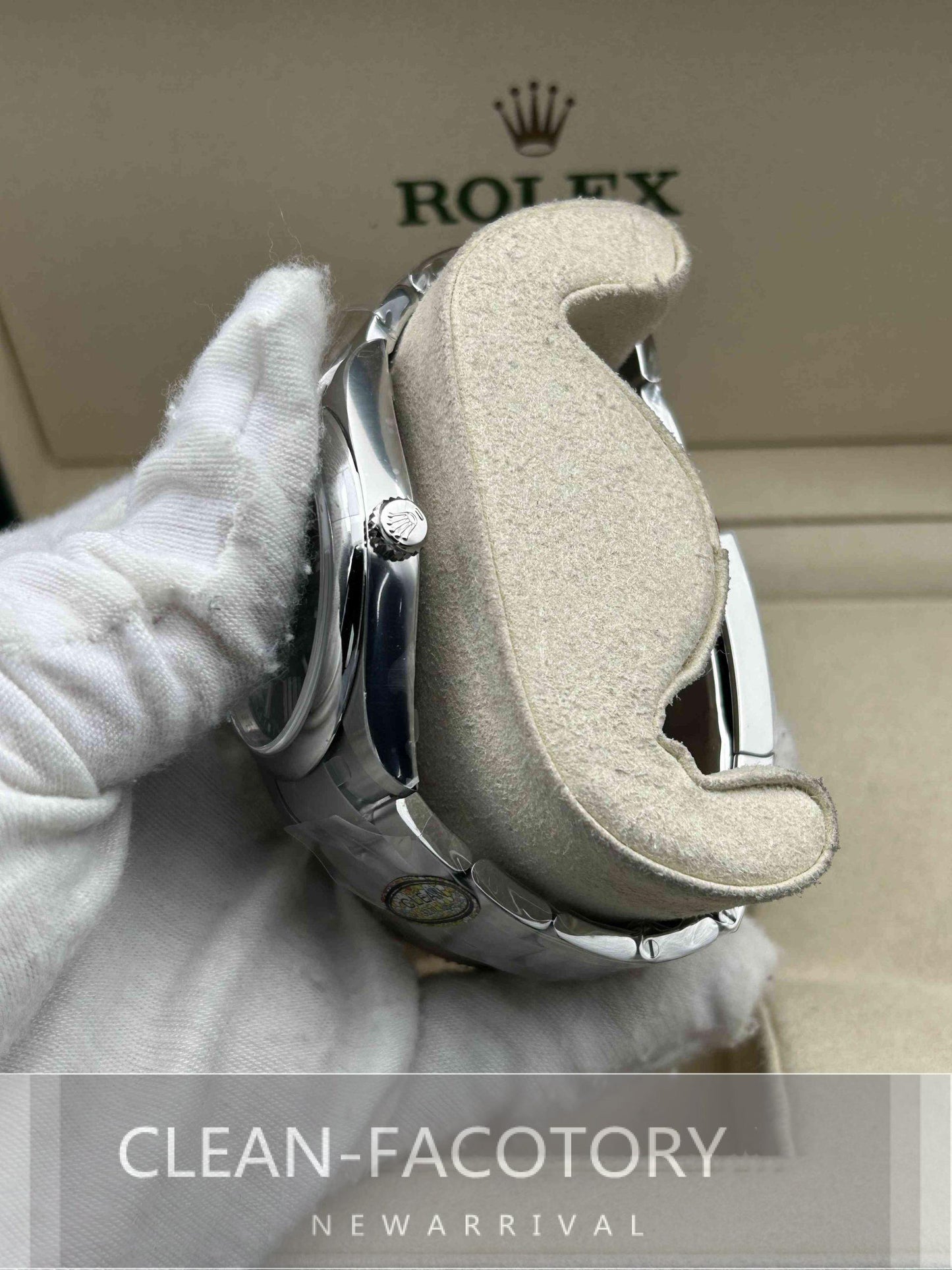 Oyster Perpetual 124300 41mm Green Dial Clean Factory