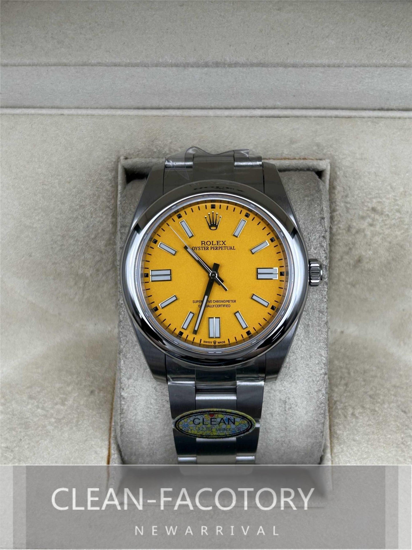 Oyster Perpetual 124300 41mm Yellow Dial Clean Factory