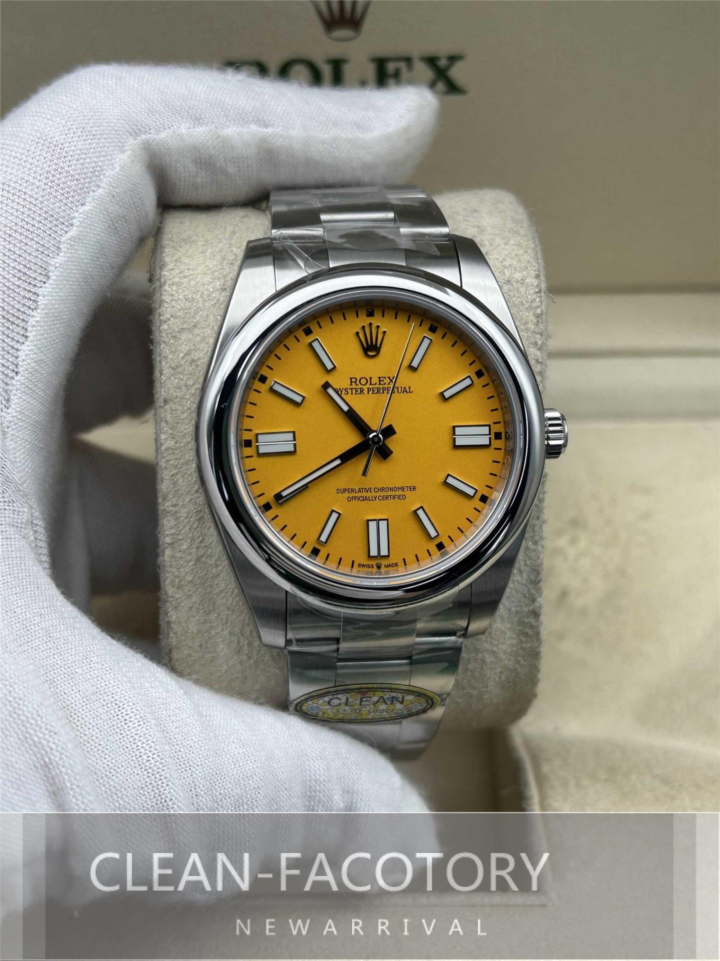 Oyster Perpetual 124300 41mm Yellow Dial Clean Factory