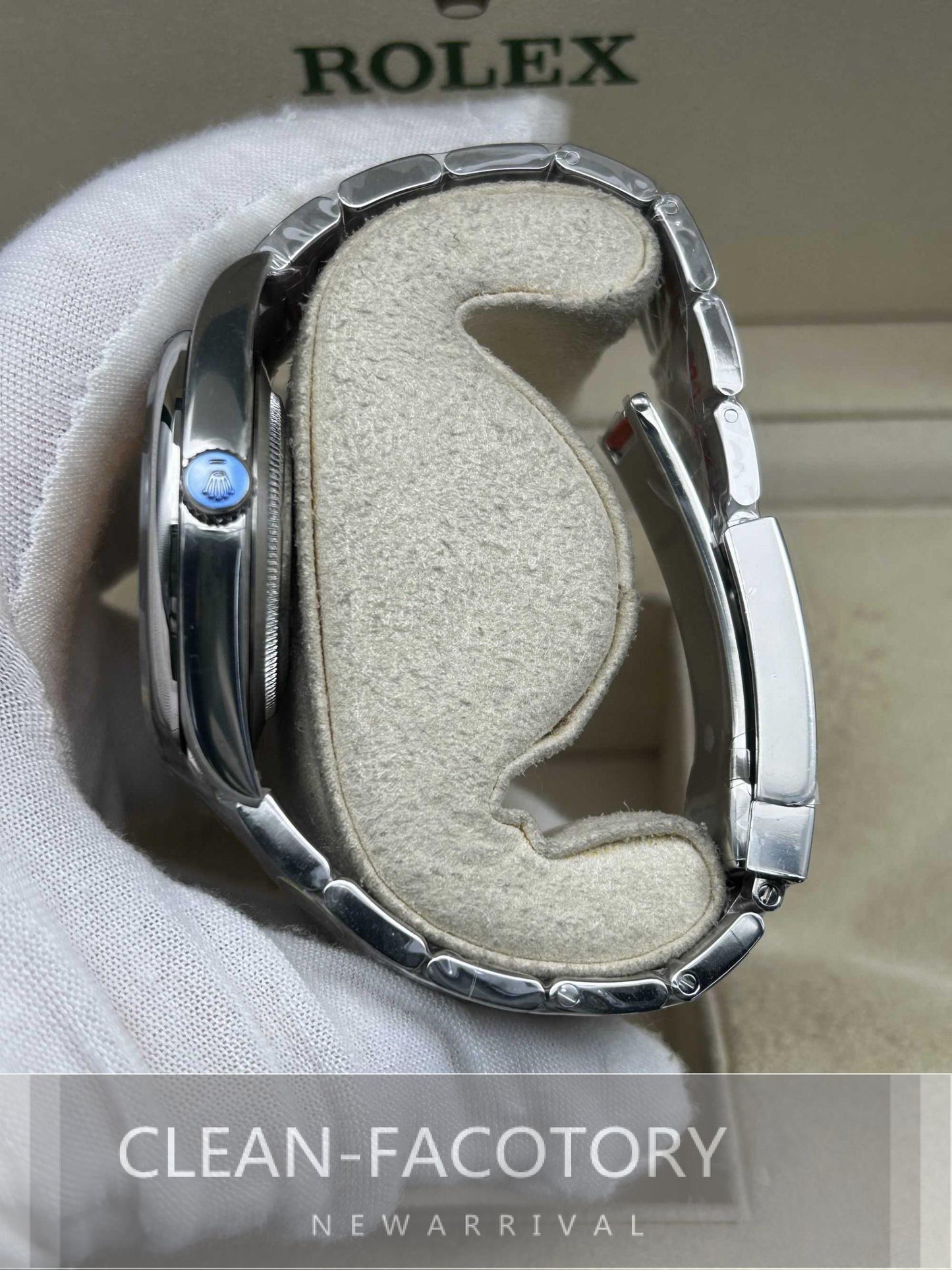 Oyster Perpetual 124300 41mm Yellow Dial Clean Factory