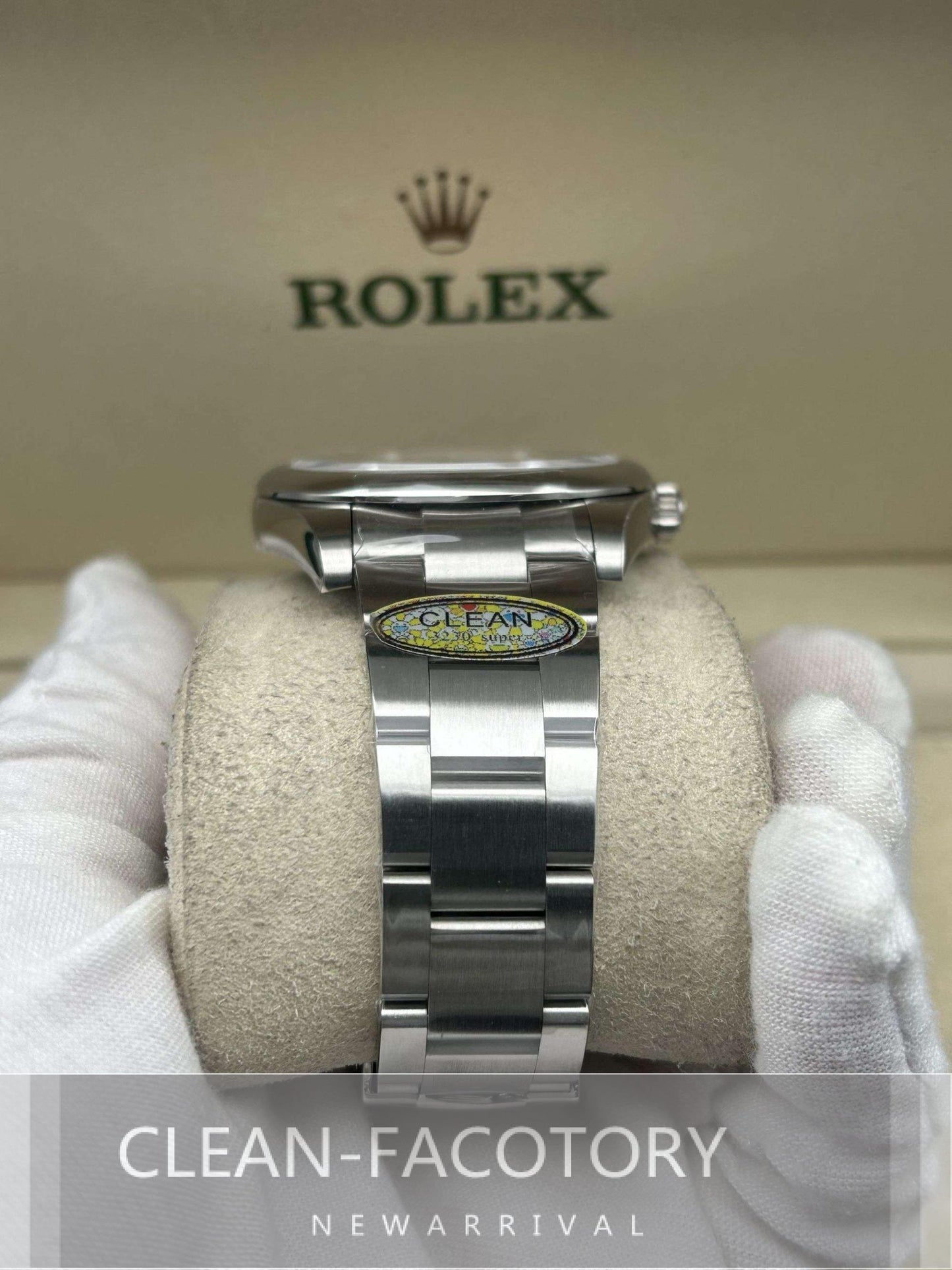 Oyster Perpetual 124300 41mm Yellow Dial Clean Factory