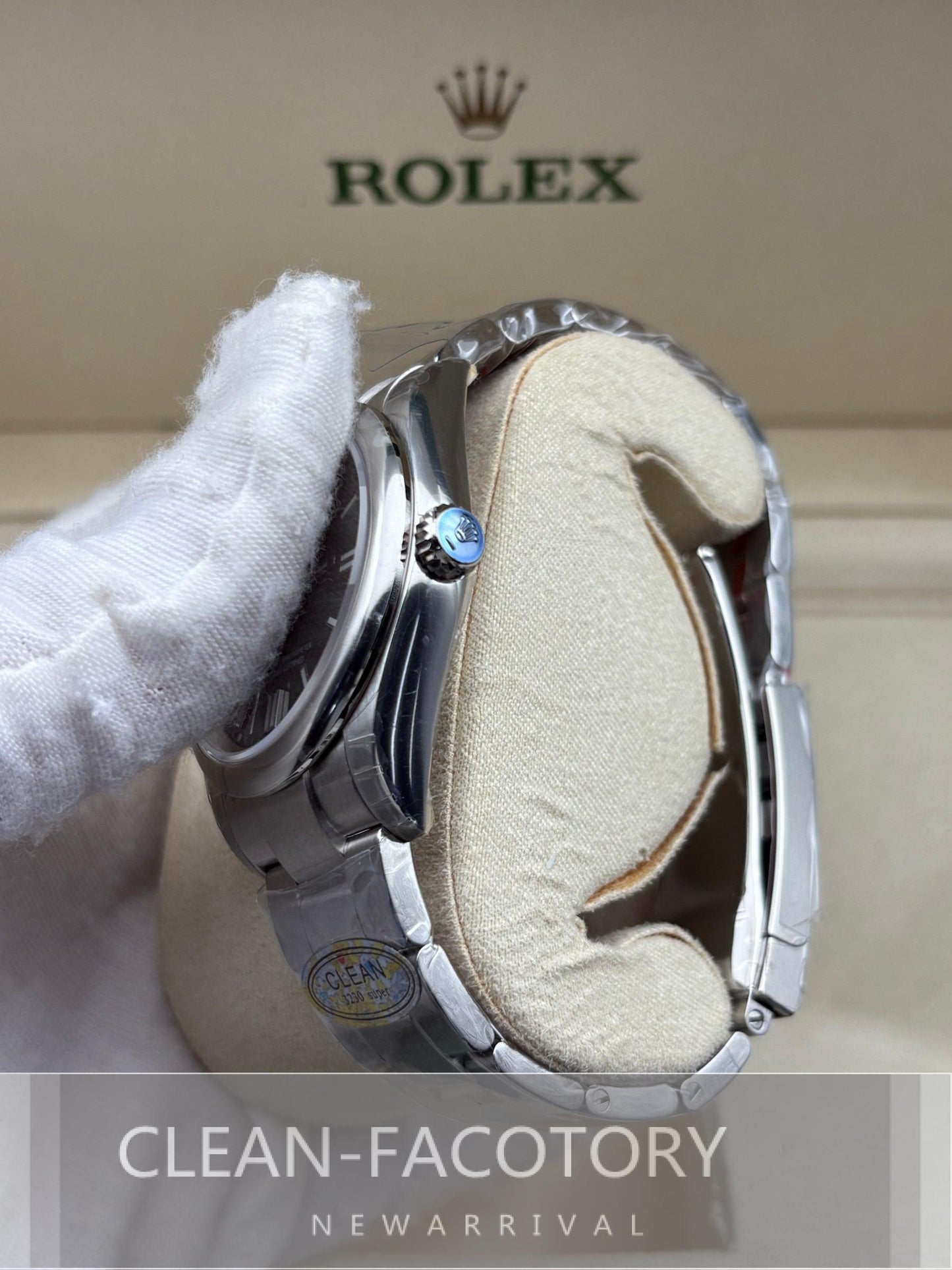 Oyster Perpetual 124300 Lady 31mm Black Dial Clean Factory