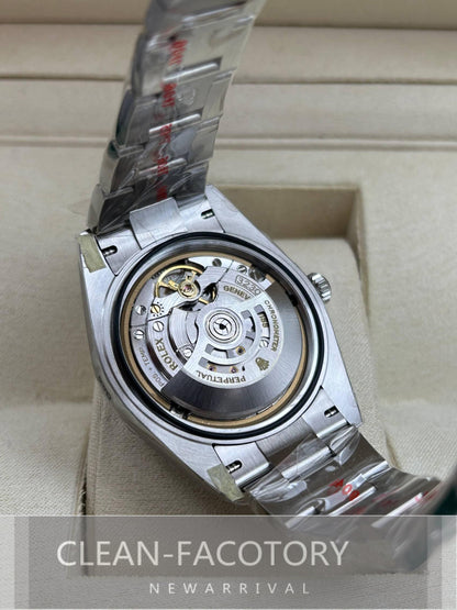 Oyster Perpetual 124300 41mm Red Dial Clean Factory