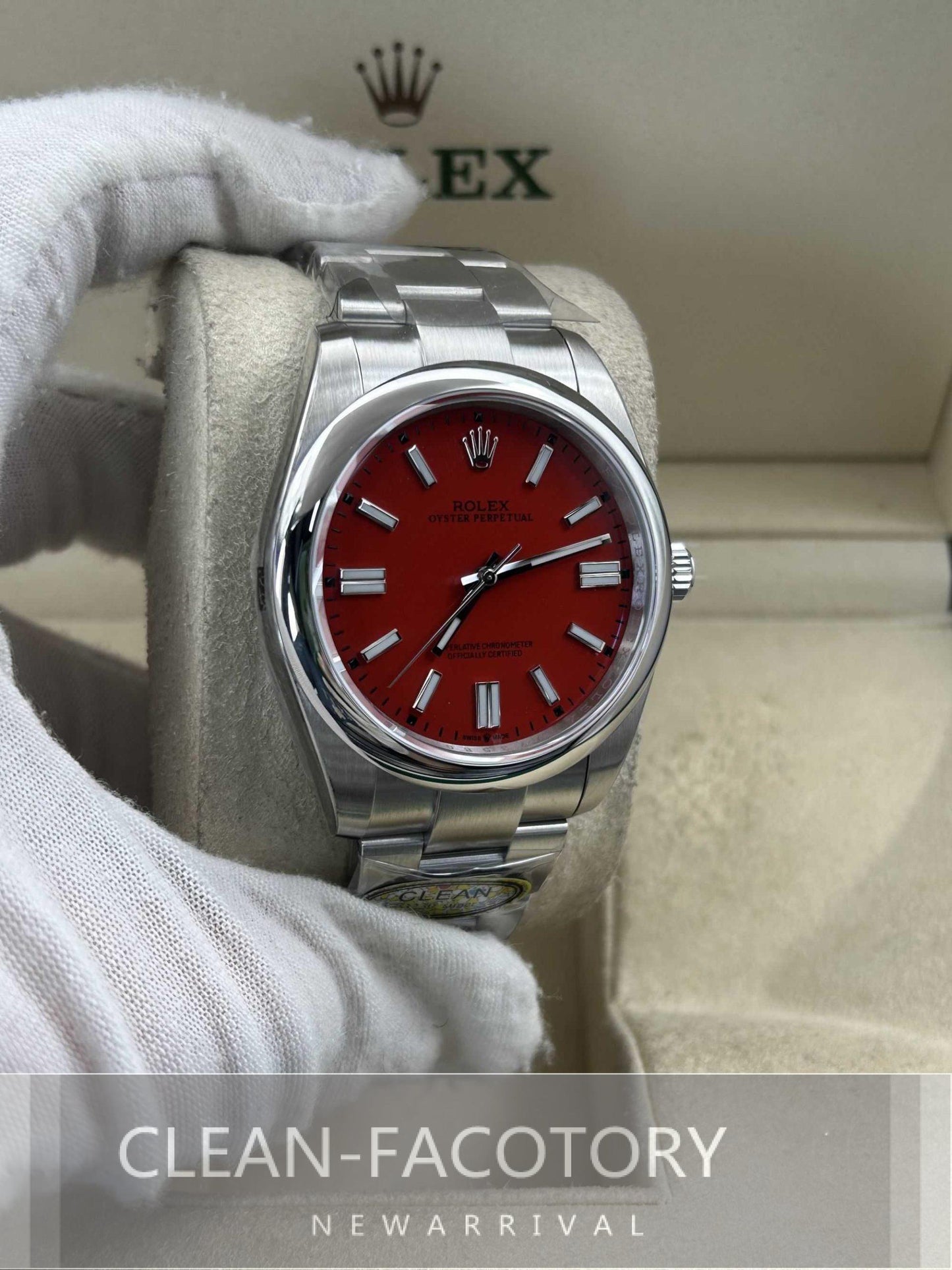 Oyster Perpetual 124300 41mm Red Dial Clean Factory