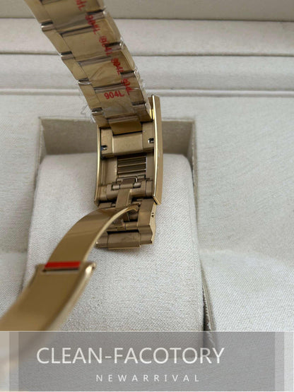 Sea-Dweller 136668LB "Yellow Gold" Ceramic Bezel 44mm Clean Factory