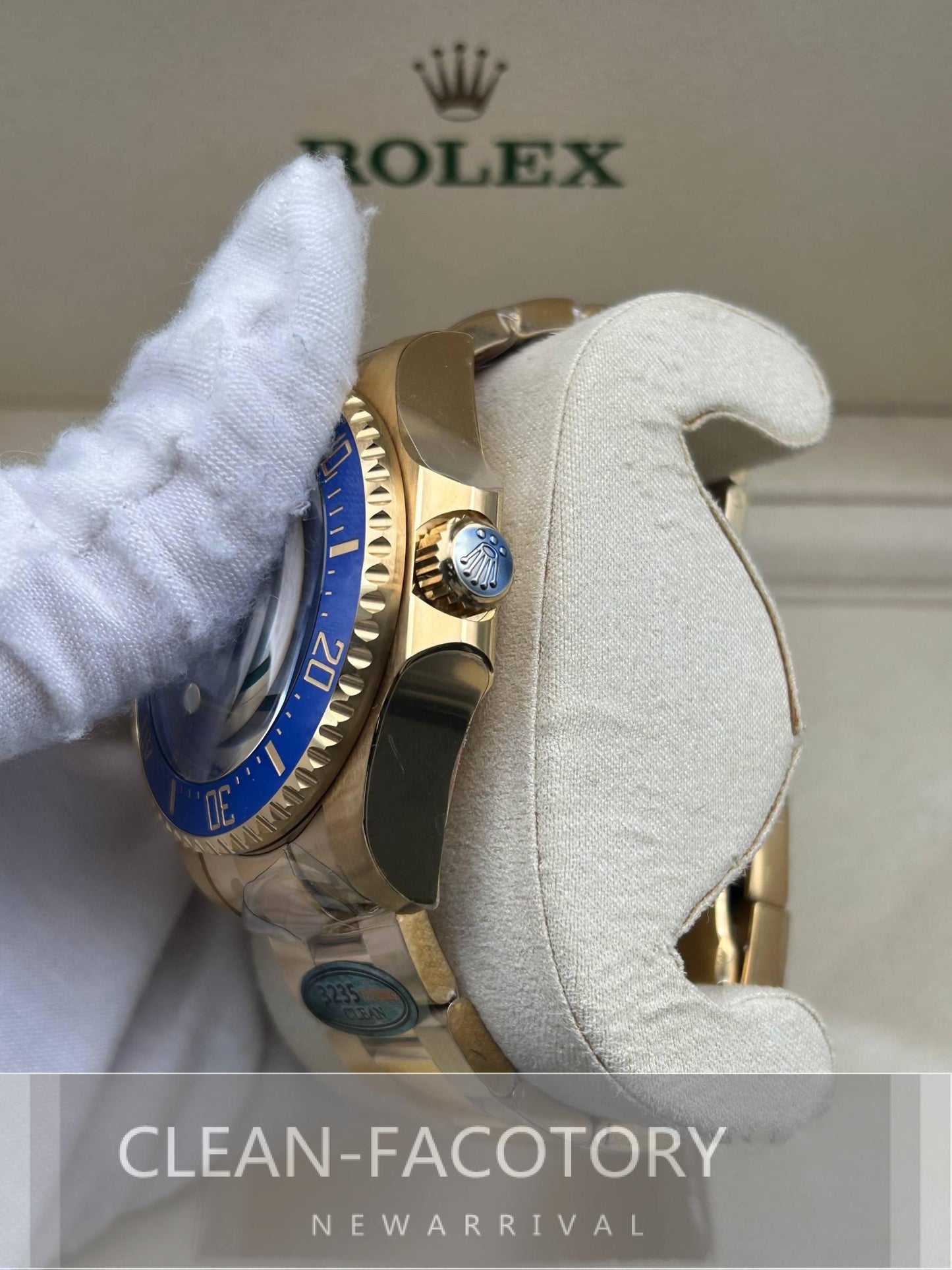 Sea-Dweller 136668LB "Yellow Gold" Ceramic Bezel 44mm Clean Factory