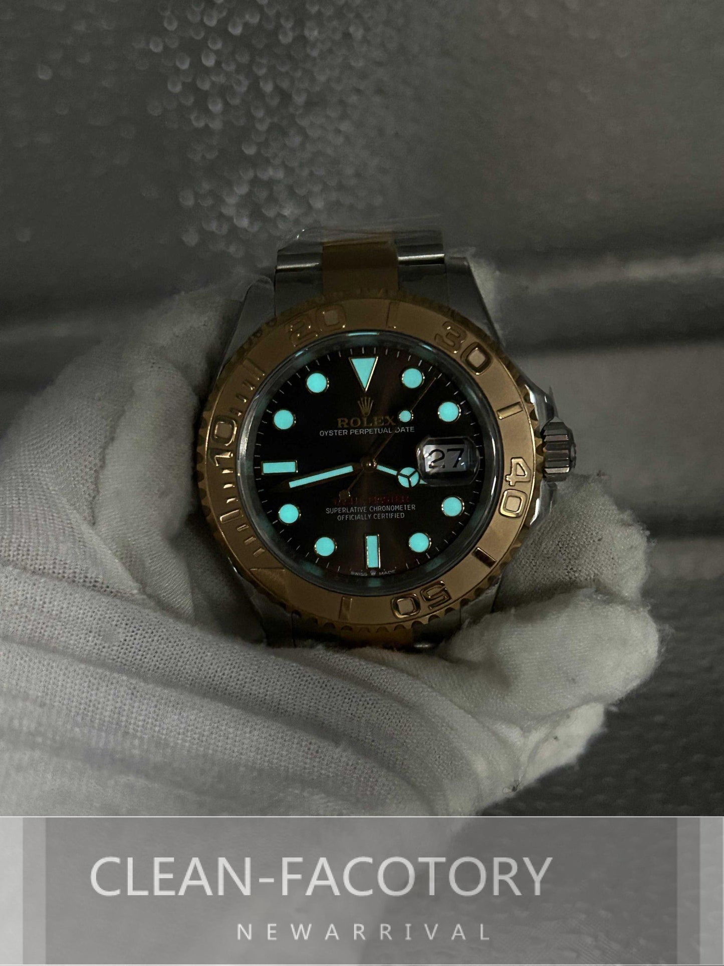 Yacht-Master 126621 40mm Chocolate Dial Clean Factory